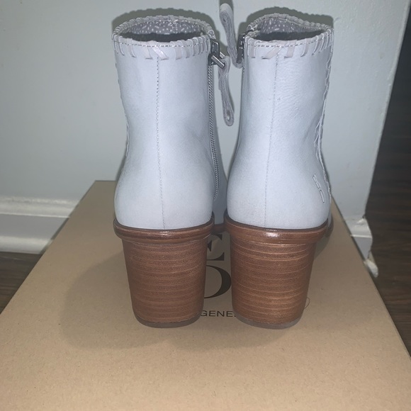 Ellen DeGeneres Leather Ankle Boots Susumu Gravel Gray Size 8 - Picture 11 of 13